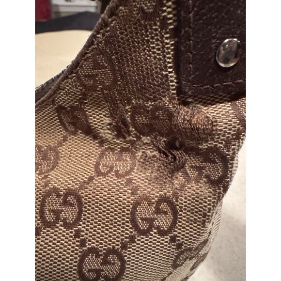 Gucci GG canvas hobo shoulder bag in brown with leather trim - Picture 11 of 15